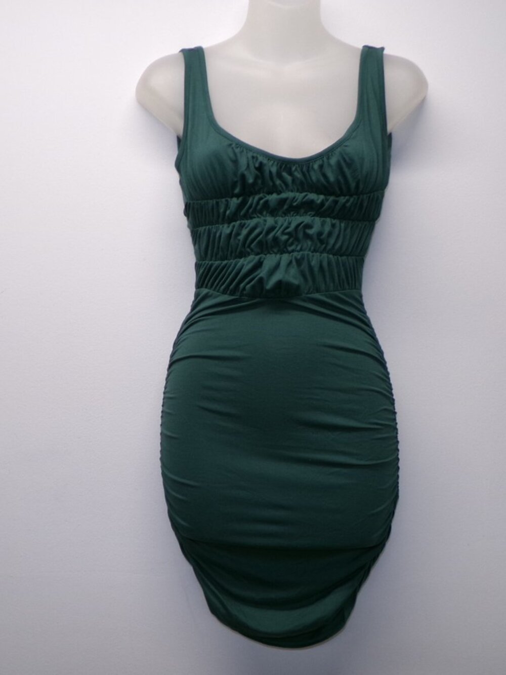 NWT ASOS Bodycon Ruched Green Mini Dress sz 00 Petite Party Holiday